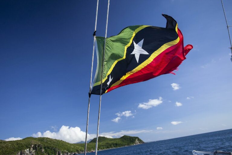 St. Kitts and Nevis سنت کیتس و نویس